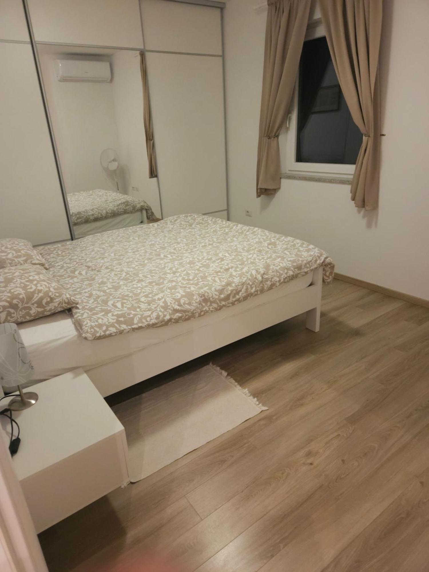 Apartment Robi ウマグ エクステリア 写真